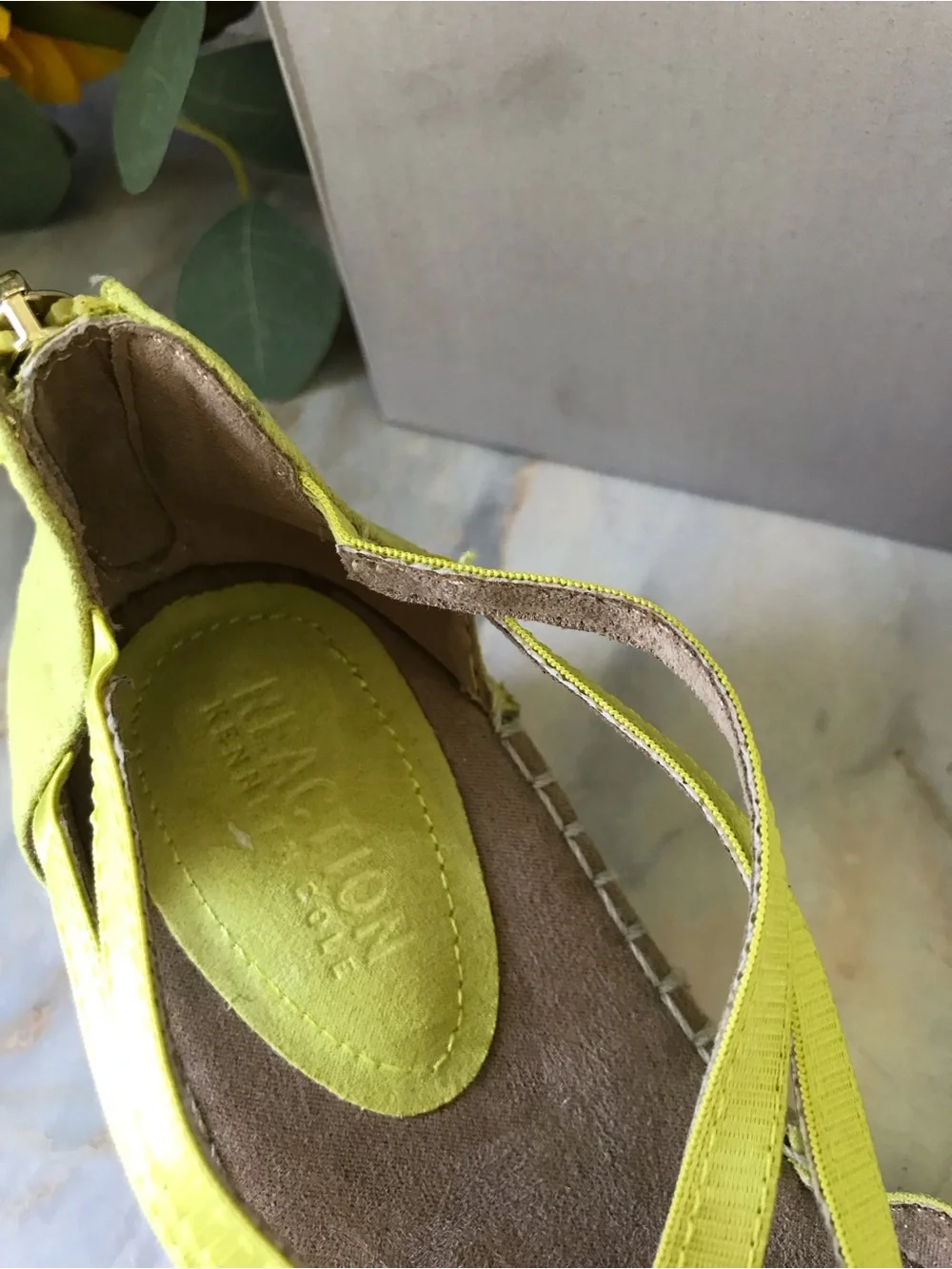 Reaction Kenneth Cole Lemongrass Espadrille Wedge Sandals Size 6.5